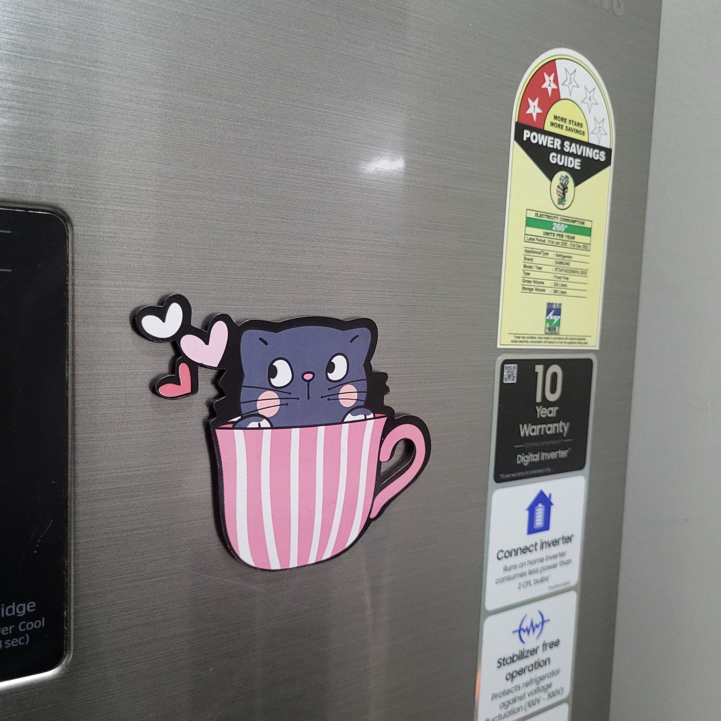 Moderange Cute Cat MDF Fridge Magnet – Decorative Home Decor Item for Cat Lovers & Pet Enthusiasts